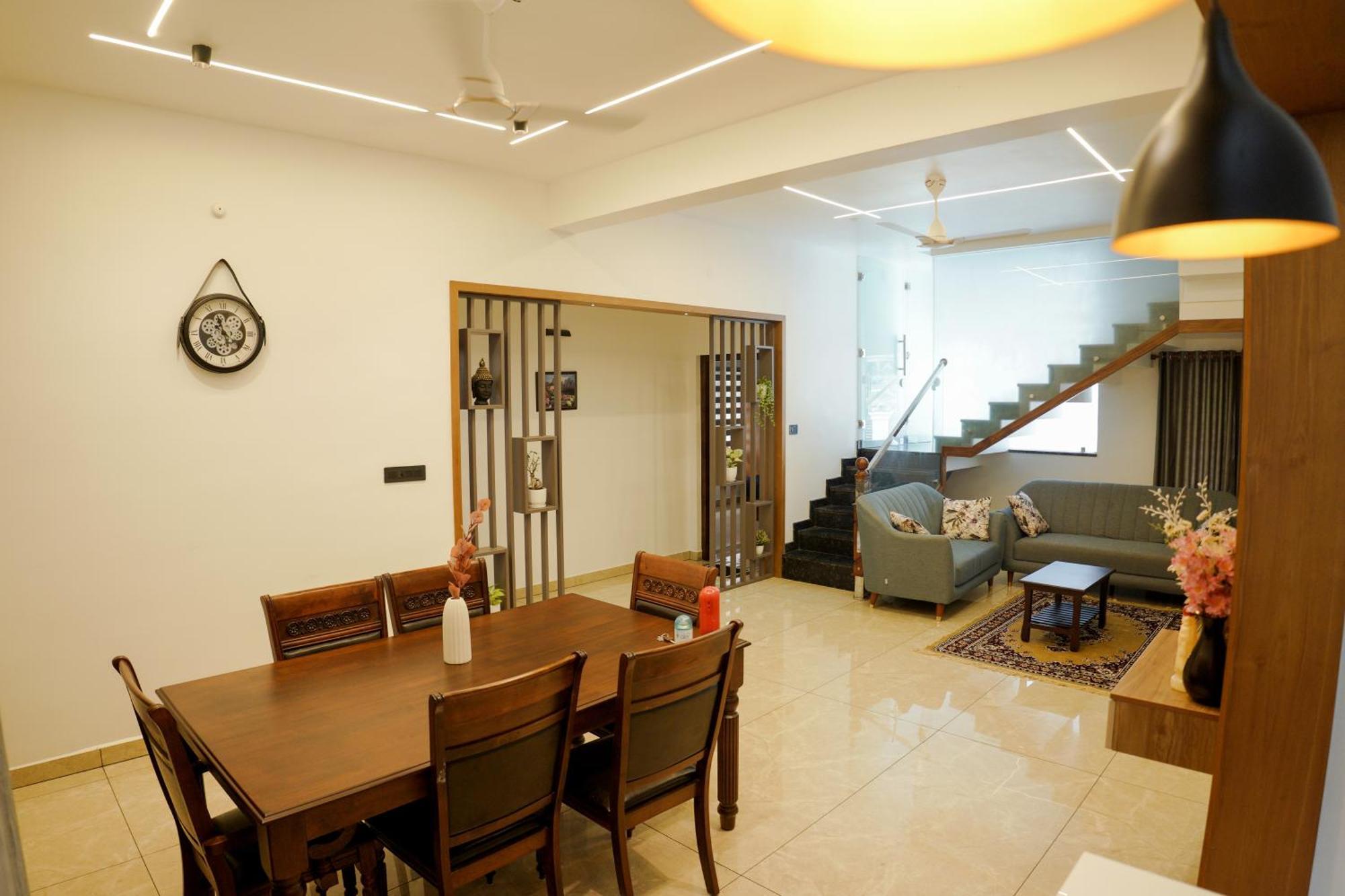 Teak And Lake Homestay Thekkady Exterior photo